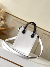 Load image into Gallery viewer, LOUIS VUITTON M69441 PETIT SAC PLAT
