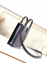 Load image into Gallery viewer, LOUIS VUITTON M69441 PETIT SAC PLAT
