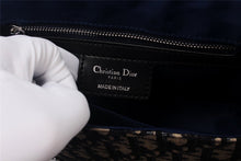 Load image into Gallery viewer, DIOR M9994PTVY_M928
