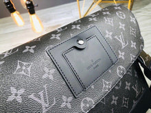Load image into Gallery viewer, LOUIS VUITTON M40511 VOYAGER
