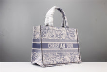Load image into Gallery viewer, DIOR M1296ZTDT_M808
