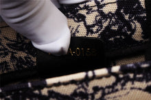 Load image into Gallery viewer, DIOR M1296ZTDT_M808
