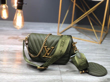 Load image into Gallery viewer, LOUIS VUITTON M56471 NEW WAVE MULTI-POCHETTE
