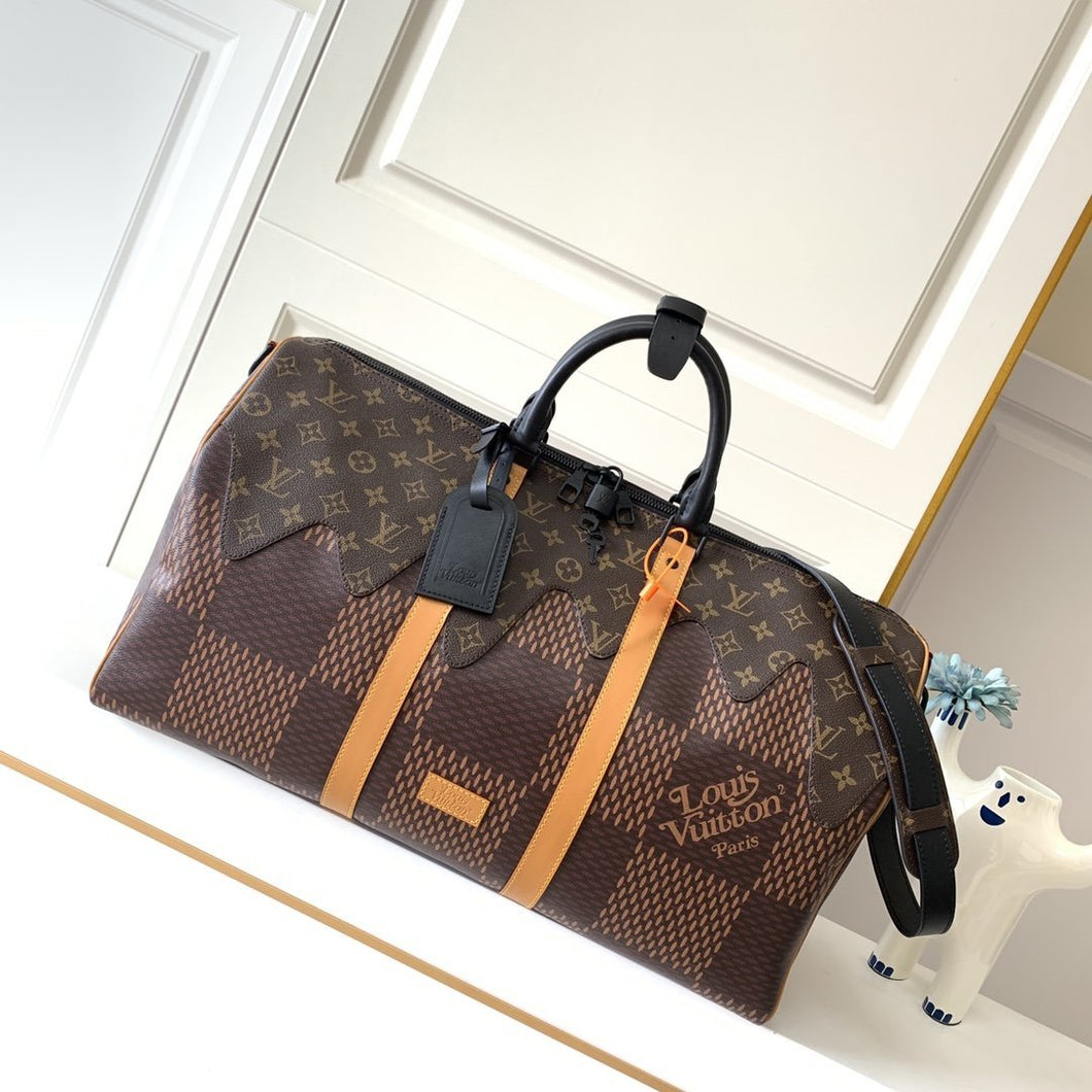 LOUIS VUITTON M40360