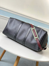 Load image into Gallery viewer, LOUIS VUITTON M56856 KEEPALL BANDOULIERE
