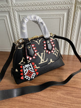Load image into Gallery viewer, LOUIS VUITTON M44829 NÉO ALMA BB
