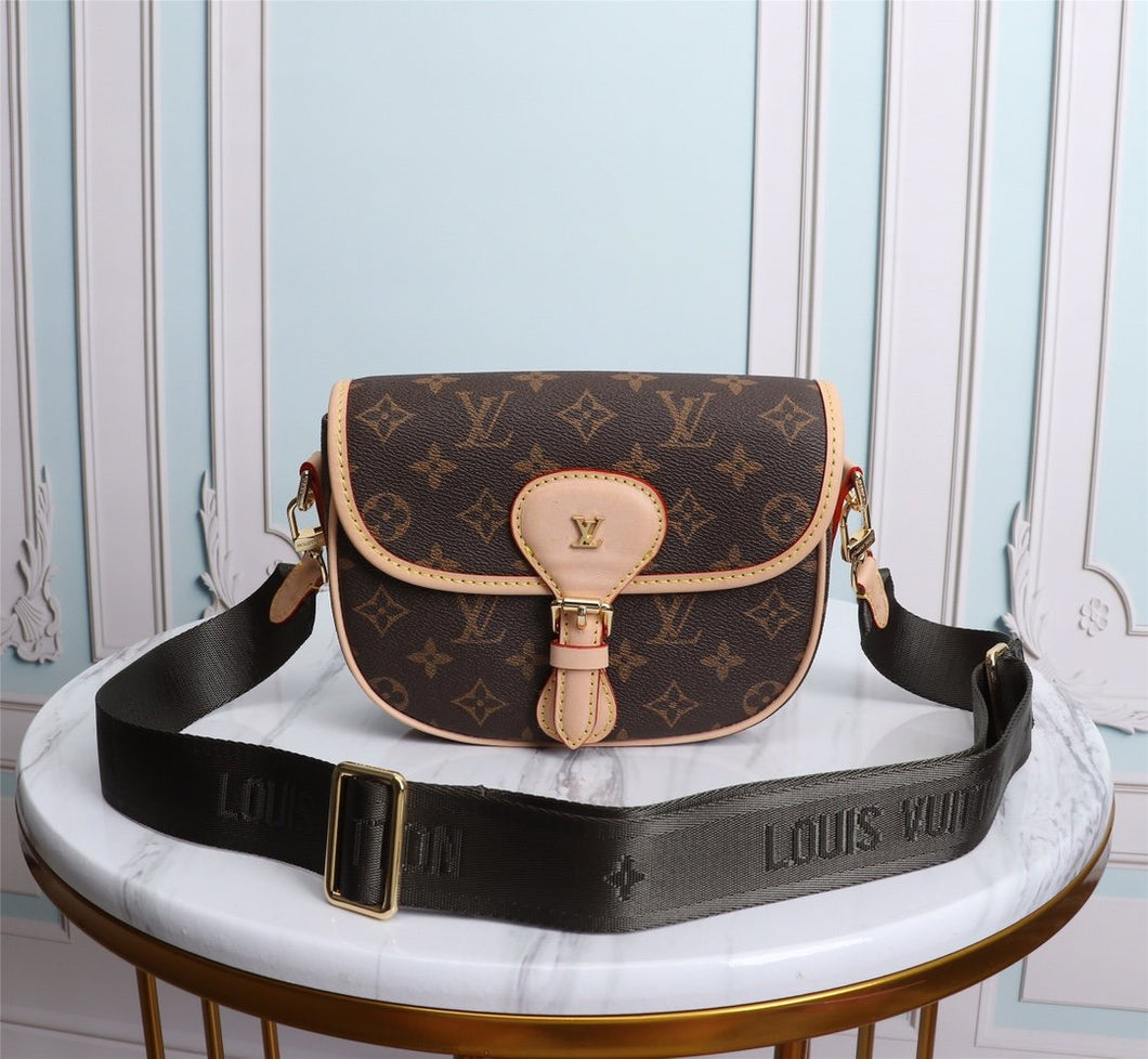 LOUIS VUITTON M51705