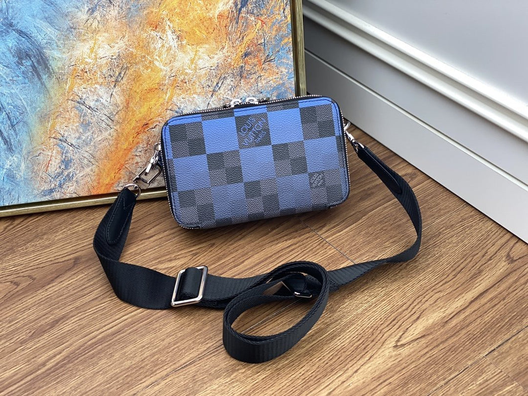 LOUIS VUITTON N60414 ALPHA WEARABLE