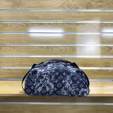 Load image into Gallery viewer, LOUIS VUITTON M57280 CHRISTOPHER
