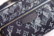 Load image into Gallery viewer, LOUIS VUITTON M57281 OUTDOOR
