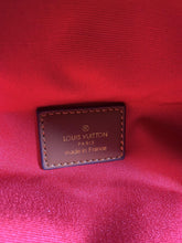 Load image into Gallery viewer, LOUIS VUITTON M55425 BUMBAG
