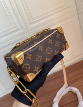 Load image into Gallery viewer, LOUIS VUITTON M44480 MINI SOFT TRUNK
