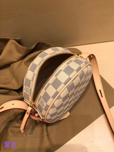 Load image into Gallery viewer, LOUIS VUITTON N40333 BOÎTE CHAPEAU SOUPLE
