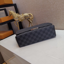 Load image into Gallery viewer, LOUIS VUITTON N40349 DISTRICT
