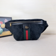 Load image into Gallery viewer, GUCCI 574968GZ8BT
