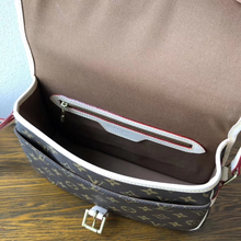 Load image into Gallery viewer, LOUIS VUITTON M42250
