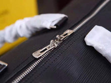 Load image into Gallery viewer, LOUIS VUITTON M53419 supreme keepall
