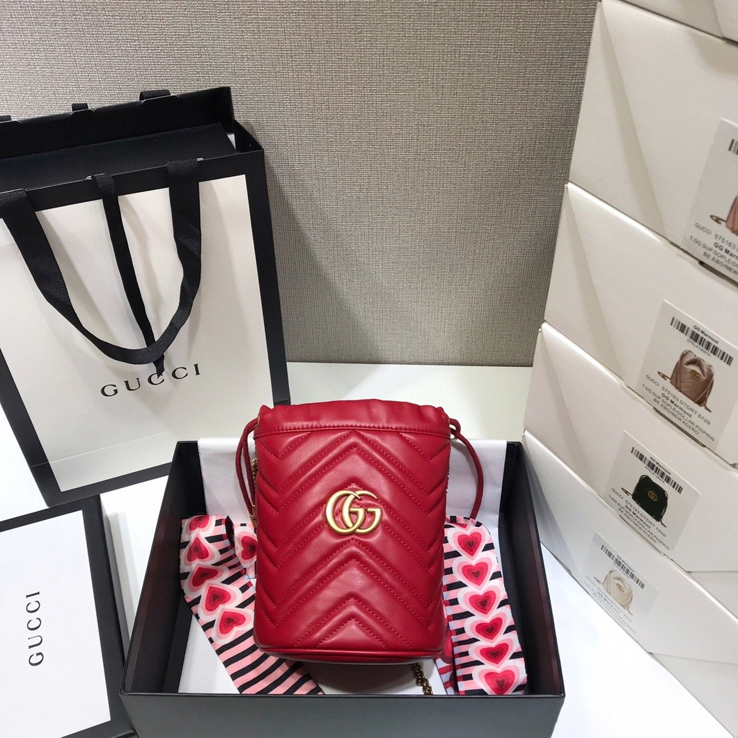 GUCCI 575163 DTDRT 9022