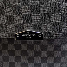 Load image into Gallery viewer, LOUIS VUITTON N40349 DISTRICT
