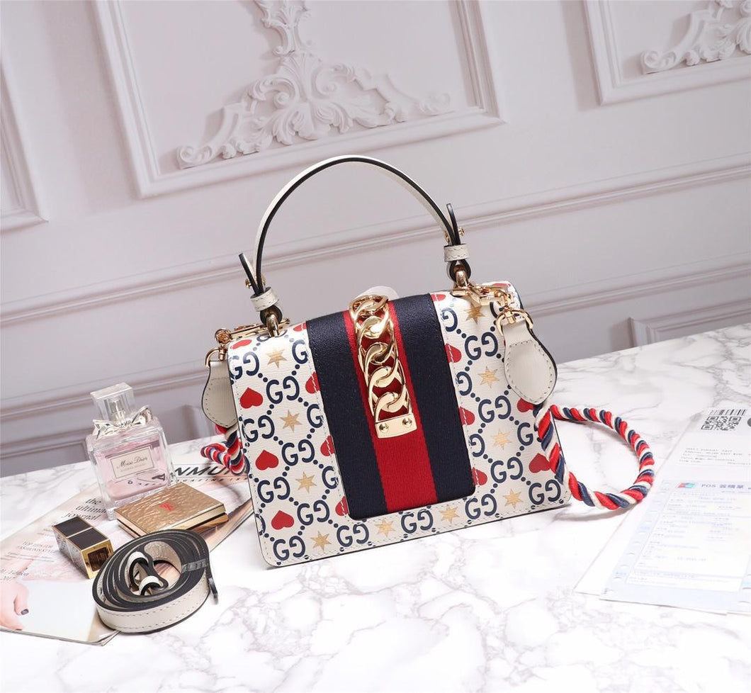 GUCCI 470270 DJ2SG 8963