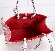 Load image into Gallery viewer, LOUIS VUITTON M45356 CRAFTY ONTHEGO
