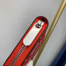 Load image into Gallery viewer, LOUIS VUITTON M69110 ESCALE ZIPPY
