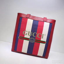 Load image into Gallery viewer, GUCCI 9SBBT 9089
