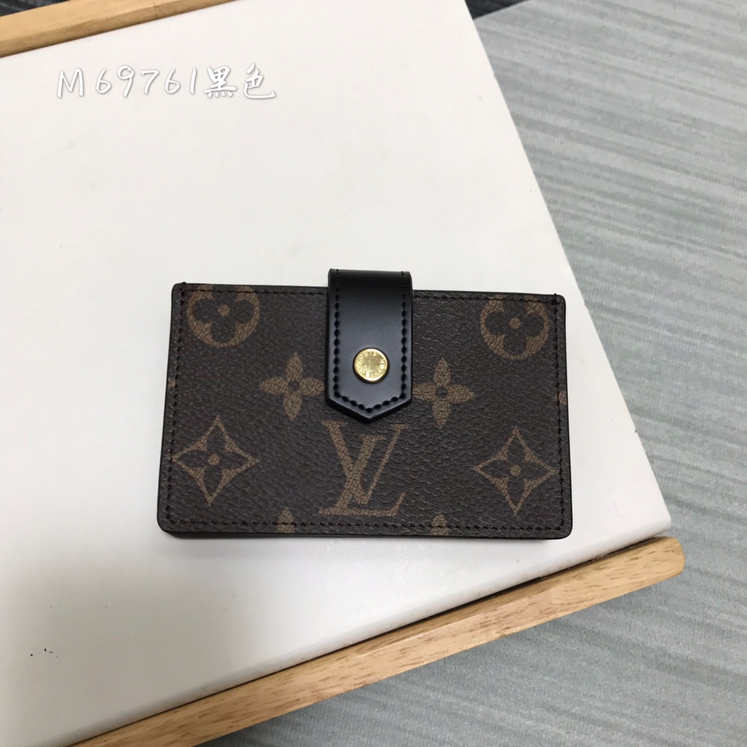 LOUIS VUITTON M80878