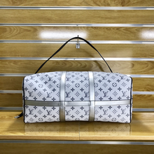 Load image into Gallery viewer, LOUIS VUITTON M43412 KEEPALL BANDOULIÈRE
