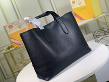 Load image into Gallery viewer, LOUIS VUITTON M52817 CABAS VOYAGE
