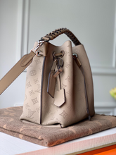 Load image into Gallery viewer, LOUIS VUITTON M57526 MURIA
