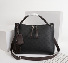 Load image into Gallery viewer, LOUIS VUITTON M56084 BEAUBOURG HOBO
