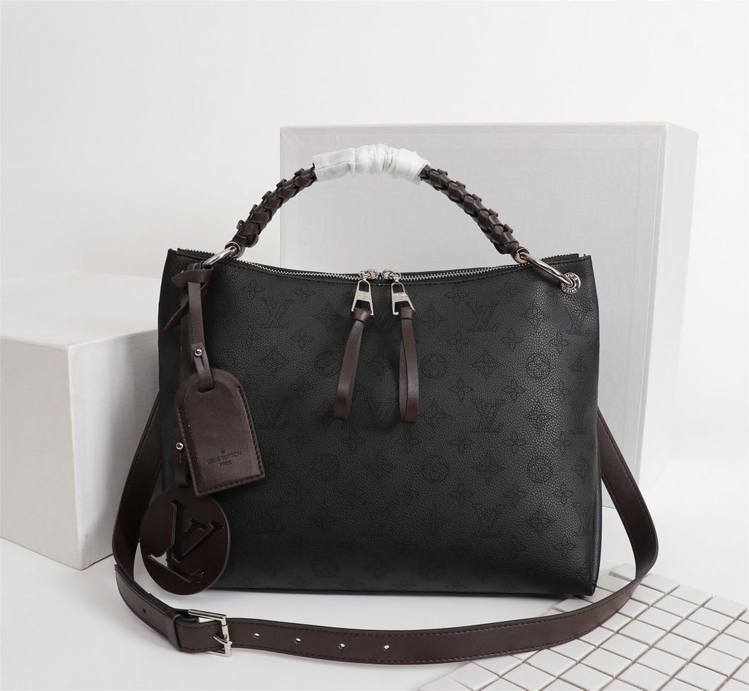 LOUIS VUITTON M56084 BEAUBOURG HOBO