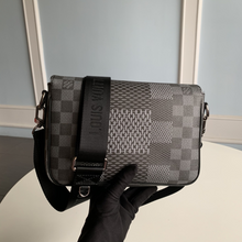 Load image into Gallery viewer, LOUIS VUITTON N50013 STUDIO
