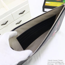 Load image into Gallery viewer, GUCCI 473904 GZN1N 1058
