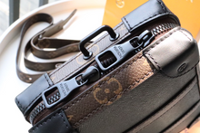 Load image into Gallery viewer, LOUIS VUITTON M30697 SOFT TRUNK WALLET
