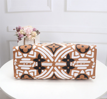 Load image into Gallery viewer, LOUIS VUITTON M45356 CRAFTY ONTHEGO
